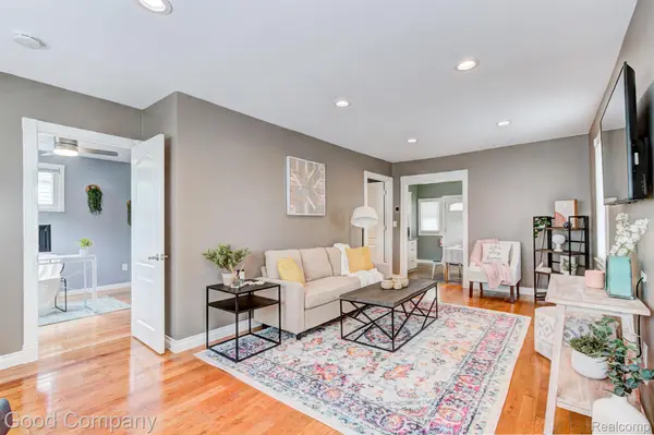 Madison Heights, MI 48071,612 E BARRETT AVE