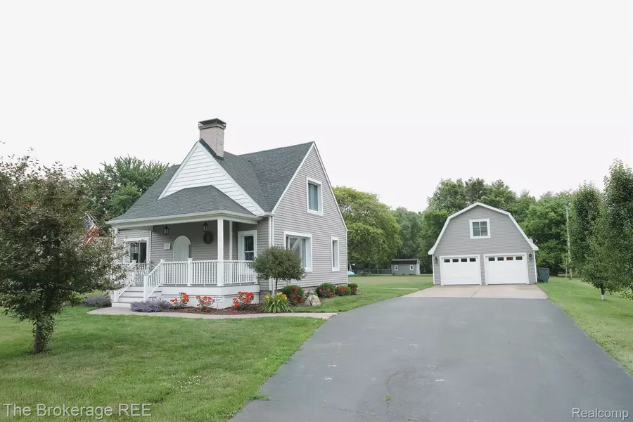 4346 N GALE RD, Davison, MI 48423