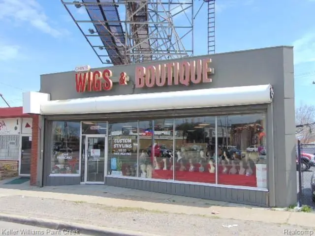 Detroit, MI 48205,15391 GRATIOT AVE