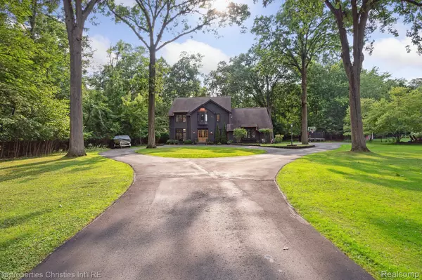 Livonia, MI 48152,18383 VAN RD