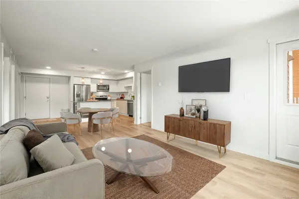 Nanaimo, BC V9T 0M7,4810 Cedar Ridge Pl #312