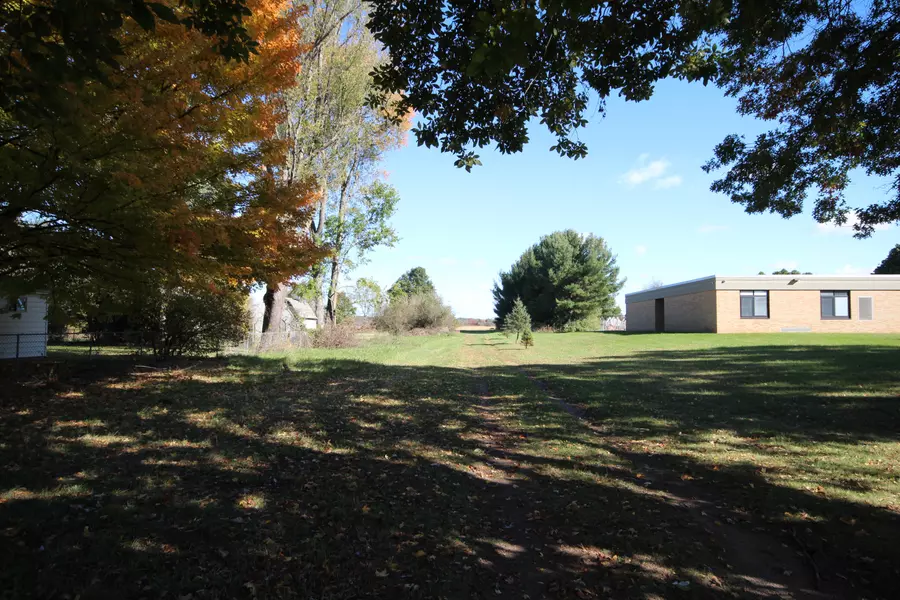 2.73 S 30th ST, Vicksburg, MI 49097