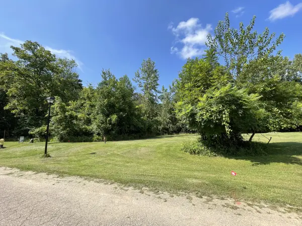 Watervliet, MI 49098,704 & 712 Courtyard PL