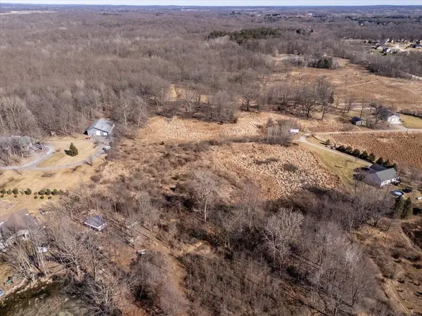 Brighton, MI 48114,V/L Commerce