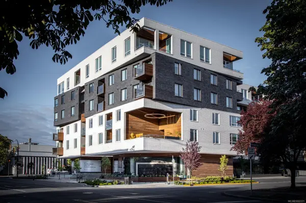 Victoria, BC V8V 0E1,1033 Cook St #217