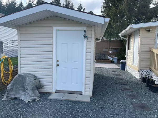 1733 Whibley Rd #4 Coombs, BC V0R 1M0