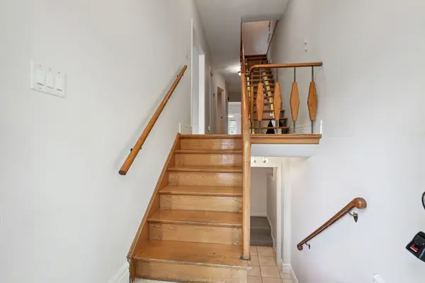 Toronto W03, ON M6H 3V6,29 Greenlaw AVE