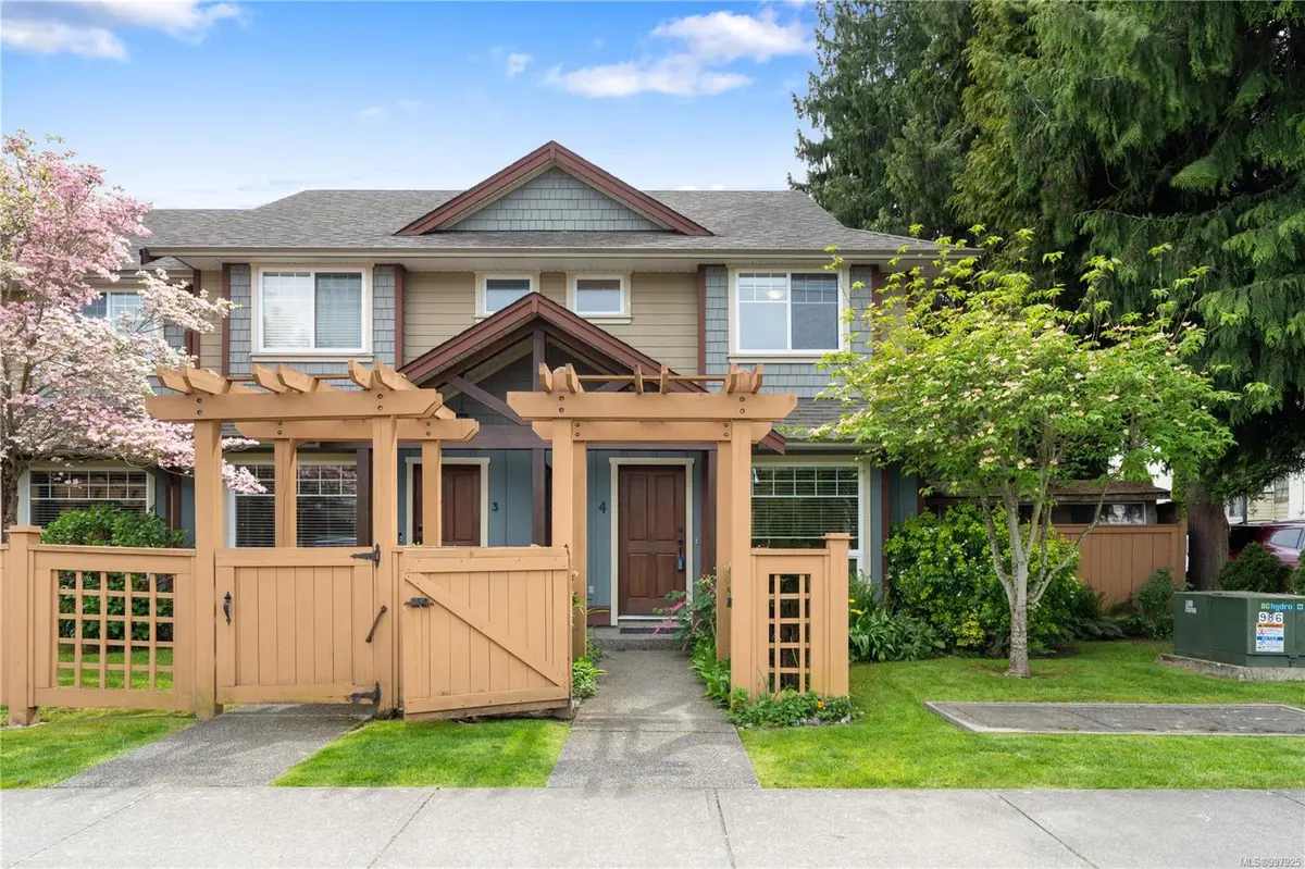 Duncan, BC V9L 2W9,2528 Alexander St #4