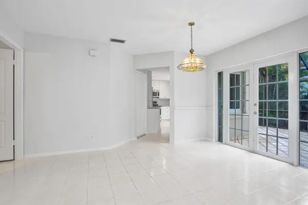 Cooper City, FL 33026,11290 Renaissance Rd