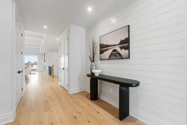 Niagara-on-the-lake, ON L0S 1J0,48 Harvest DR