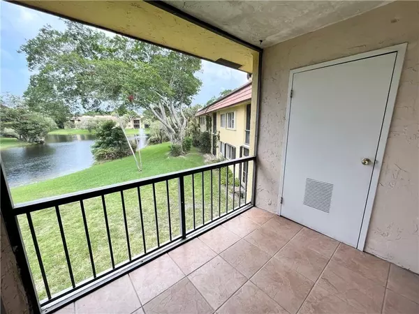 Boca Raton, FL 33486,824 SW 9th Street Cir #204