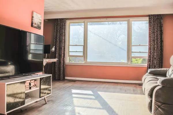 Toronto C07, ON M2R 2M7,364 Patricia AVE