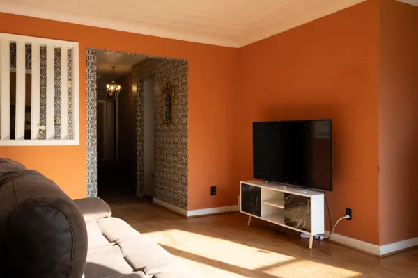 Toronto C07, ON M2R 2M7,364 Patricia AVE