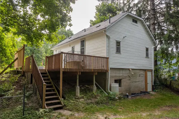 Owen Sound, ON N4K 5A6,934 5th AVE W