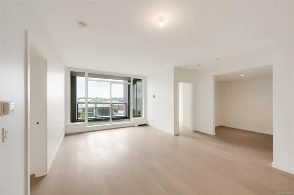 Victoria, BC V9A 0B6,369 Tyee Rd #103