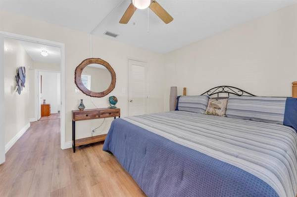 Pompano Beach, FL 33064,2641 W Golf Blvd