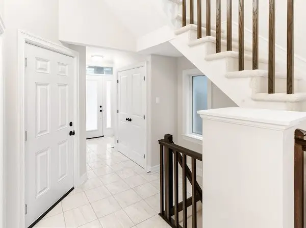 Stittsville - Munster - Richmond, ON K2S 2N1,690 Vivera PL