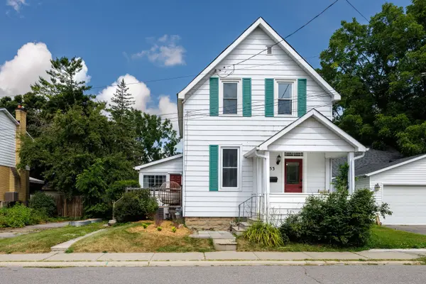 Carleton Place, ON K7C 1Y9,153 Charlotte ST