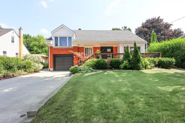 Stratford, ON N5A 6K3,57 Somerset ST