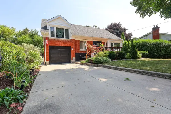 Stratford, ON N5A 6K3,57 Somerset ST