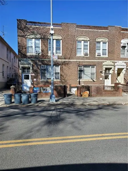 1551 39th ST, Brooklyn, NY 11218