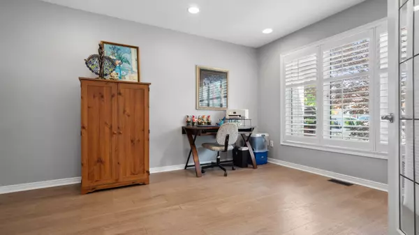 Niagara Falls, ON L2J 4H4,6276 Moretta DR