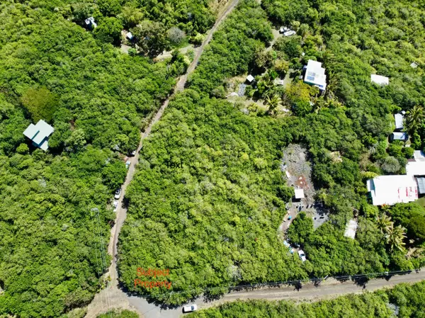 51 PALAOA RD, Naalehu, HI 96772