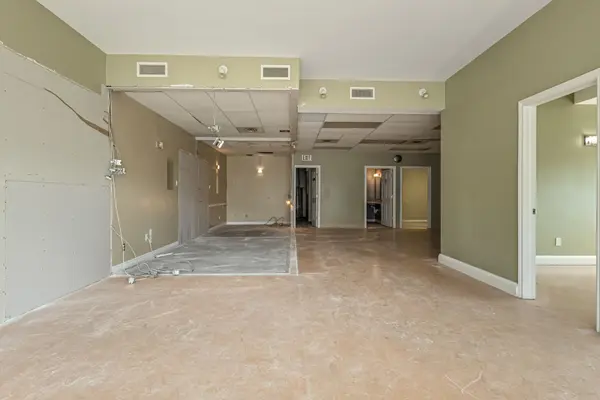 Markham, ON L3R 8A9,2 Corby RD #8