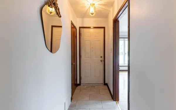 Welland, ON L3C 3N2,24 Hilda ST