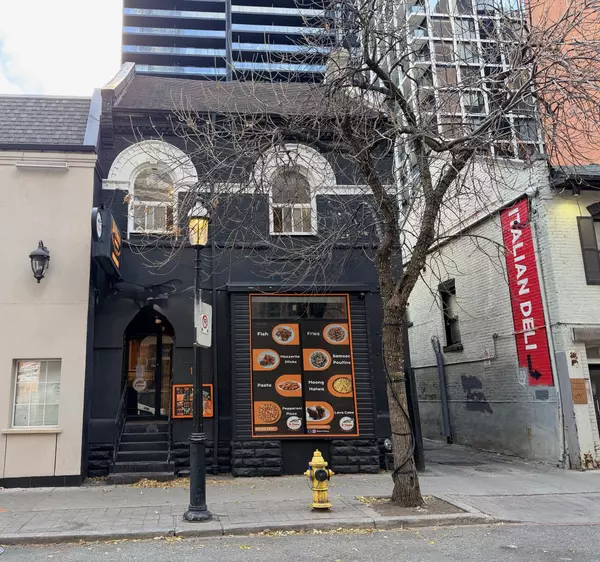 13 Elm ST, Toronto C01, ON M5G 1H1