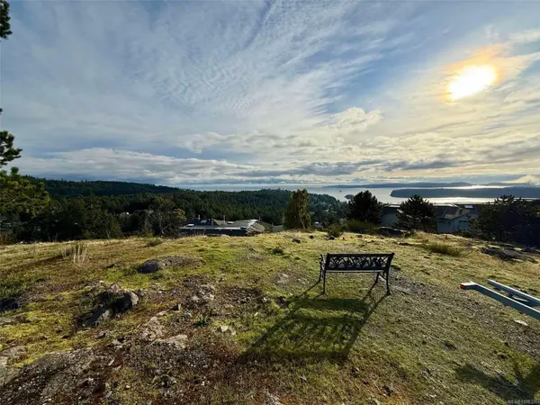 Nanaimo, BC V9T 5V2,3240 Fieldstone Way