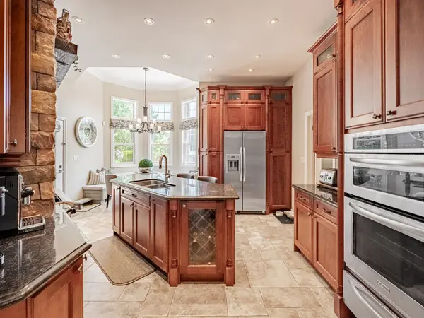 Halton Hills, ON L7G 5G7,12 McMaster ST