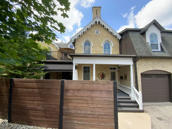 London East, ON N6A 1N2,80 Barton ST #3