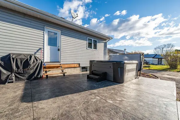 Whitewater Region, ON K0J 1Y0,1265 Haley RD