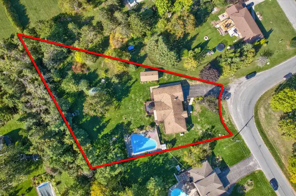 Selwyn, ON K9J 0C7,244 Patricia CRES