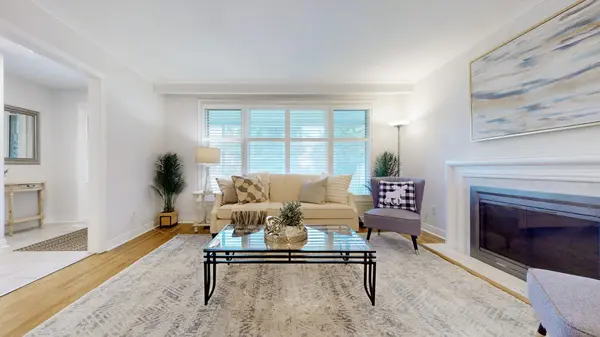 Toronto C07, ON M2M 1A6,105 Hendon AVE