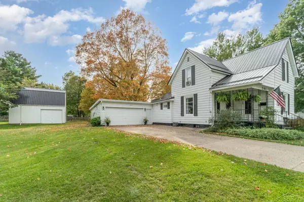 Chesaning, MI 48616,201 Mason