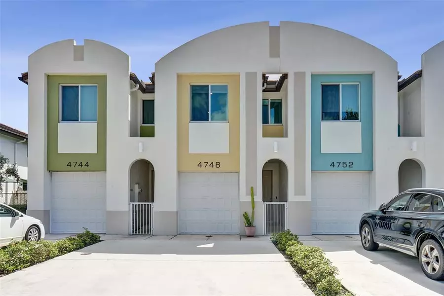 4748 SW 63rd Ter #4748, Davie, FL 33314