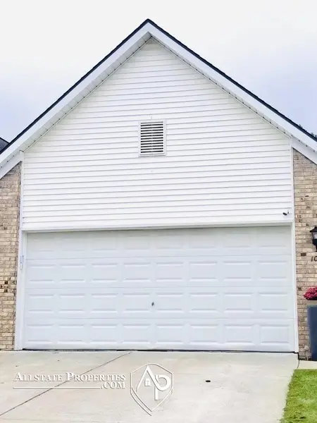 1065 Julie, Davison, MI 48423