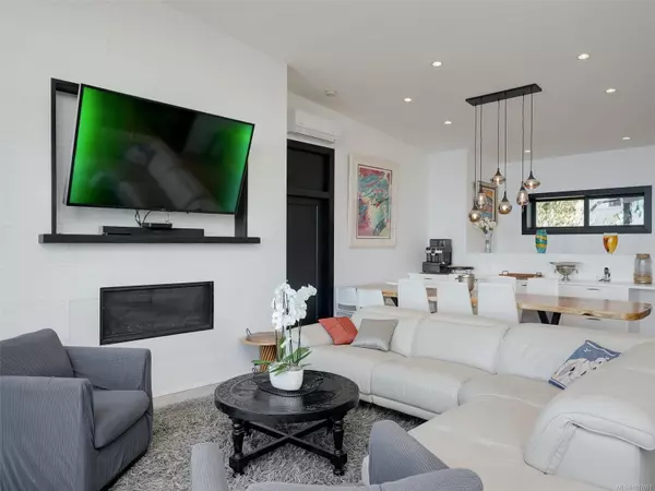 Sooke, BC V9Z 1L8,7551 Ocean Park Pl