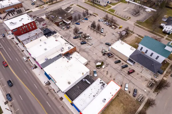 Paw Paw, MI 49079,239 E Michigan AVE