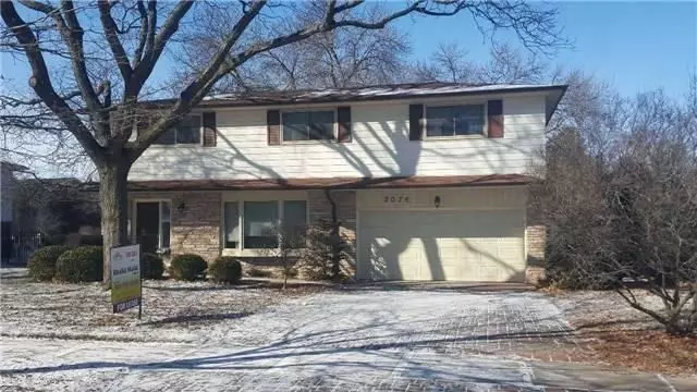 Oakville, ON L6L 1M2,2075 Salmon RD