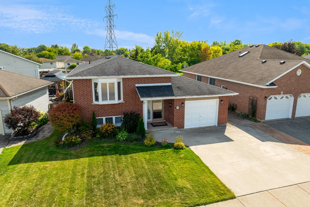 Niagara Falls, ON L2H 3A9,8142 Marcon ST