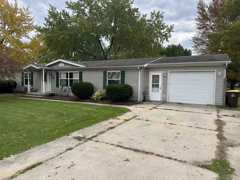 730 Volkmer, Chesaning, MI 48616