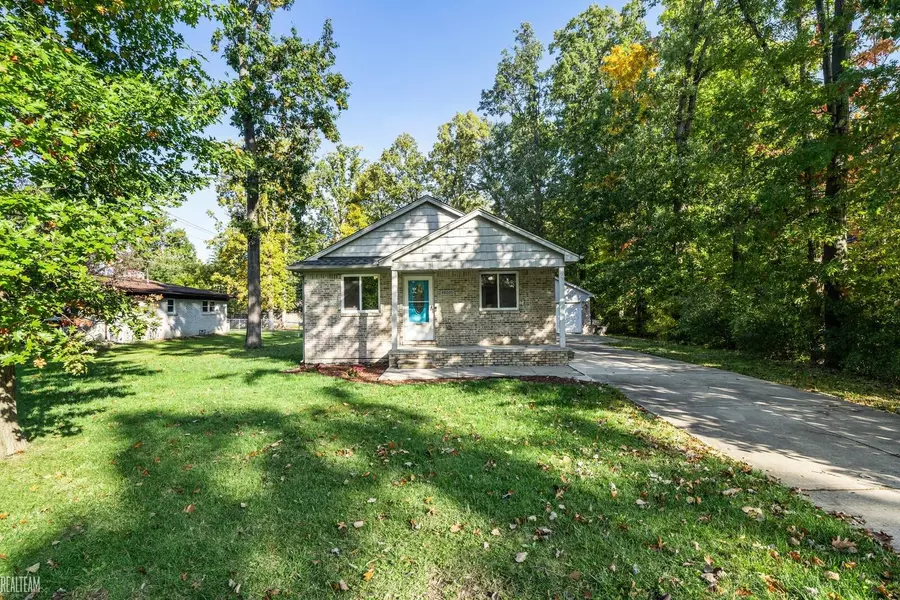 48020 Fuller, Chesterfield Twp, MI 48051