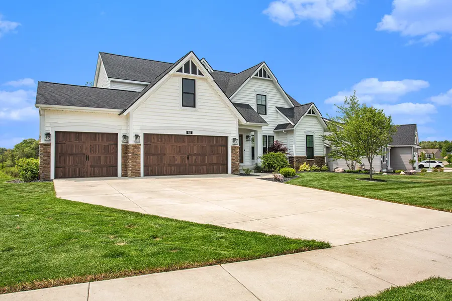 915 Water Ridge SE, Byron Center, MI 49315