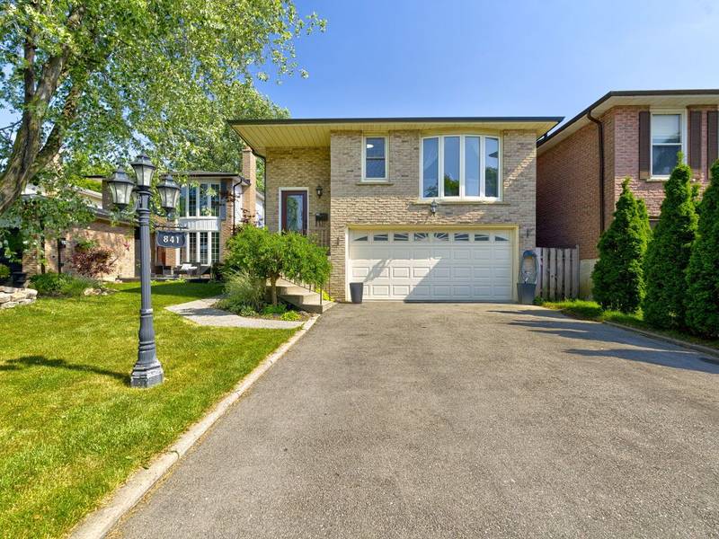 841 Coulson AVE, Milton, ON L9T 4K3