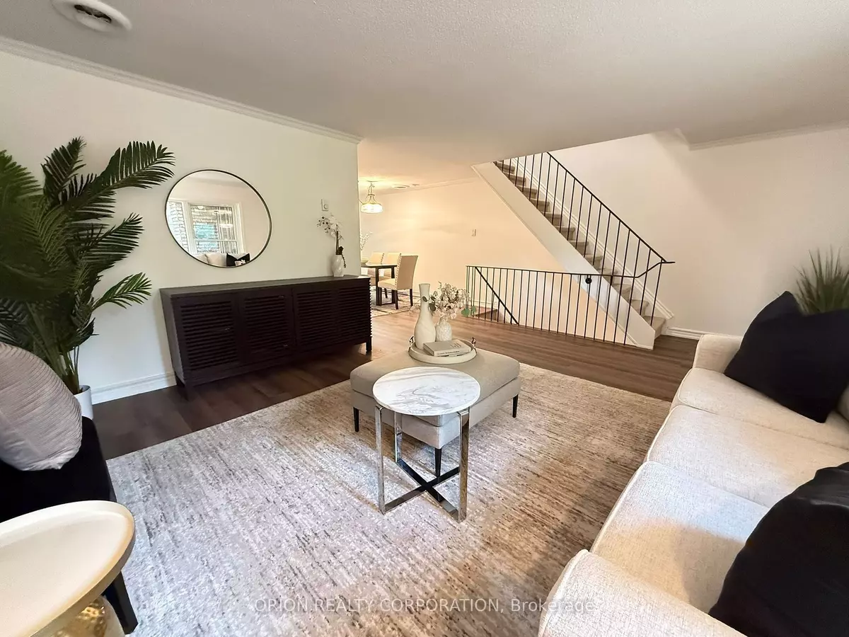 Toronto C07, ON M2R 3K3,20 Antibes DR