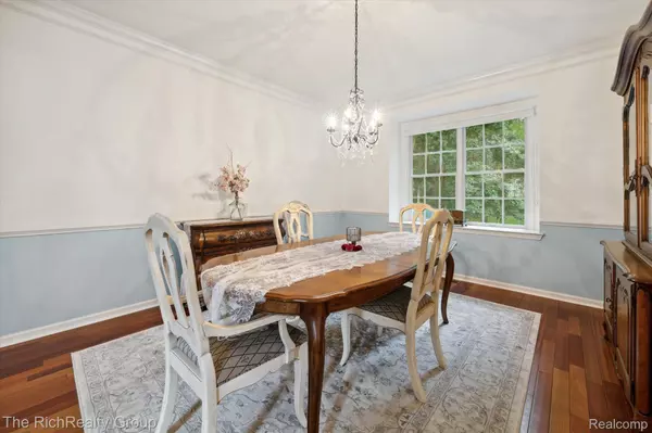 Highland, MI 48357,2207 PINE BLUFFS