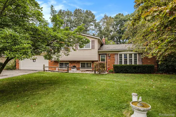 Highland, MI 48356,2825 CHERRY RD